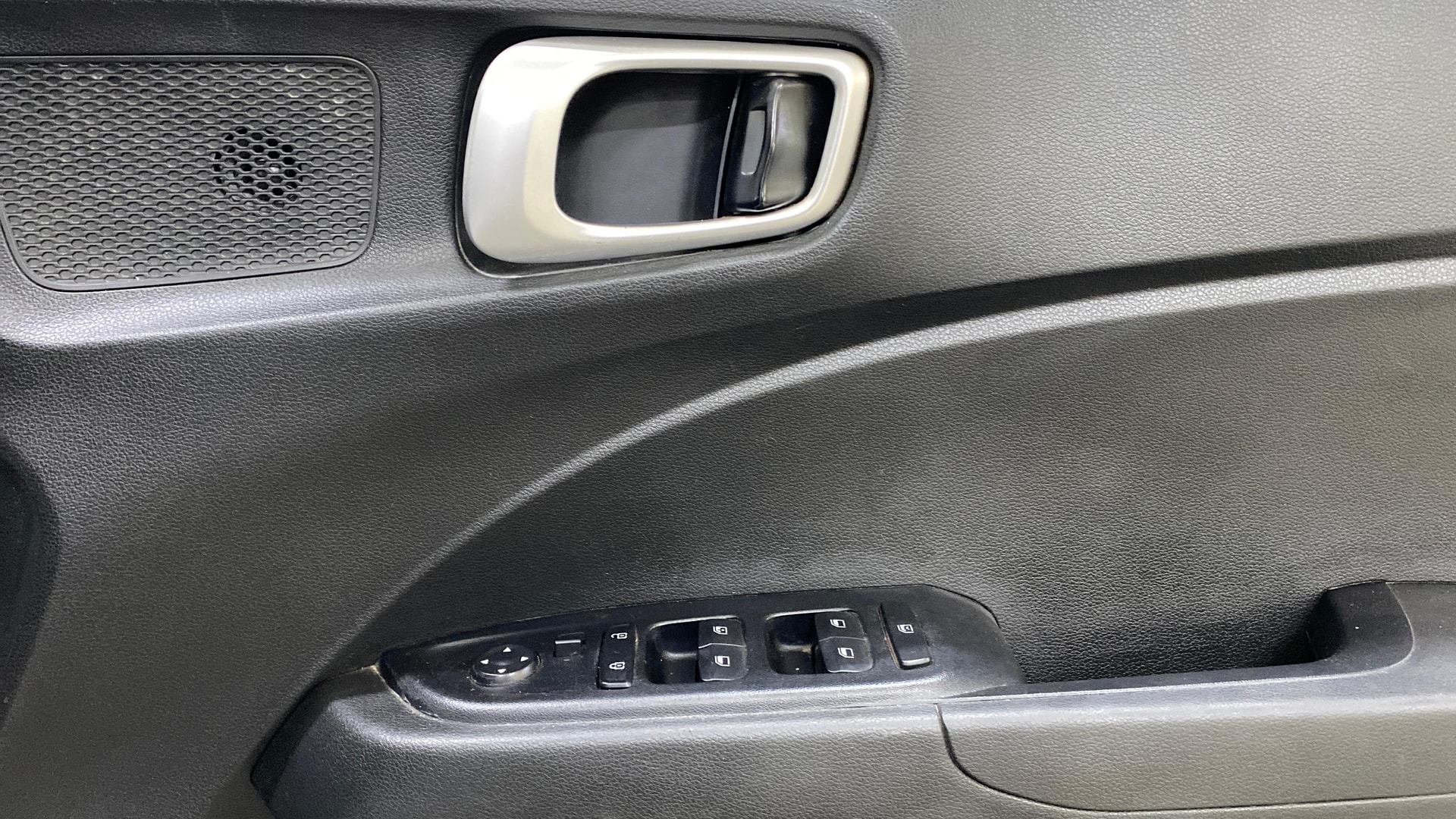 View 2021 Hyundai Venue S 1.2 Petrol Image 32 Used 2021 Hyundai Venue S 1.2 Petrol Image 32