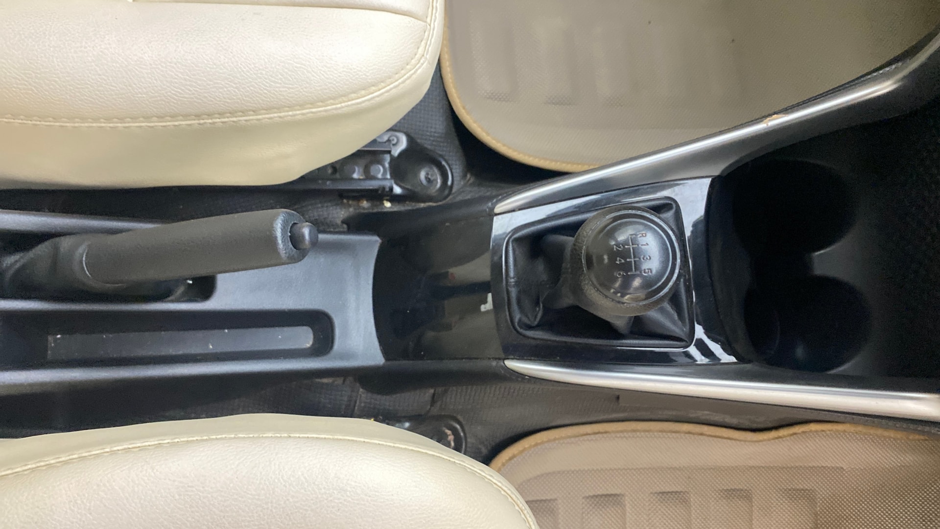 Used 2021 Toyota Yaris Used 2021 Toyota Yaris