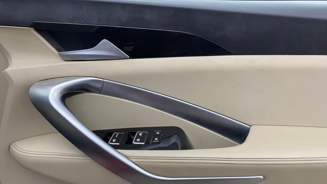 View MG Hector Image 40 Used MG Hector Image 40