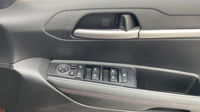 View Kia Sonet Image 35 Used Kia Sonet Image 35