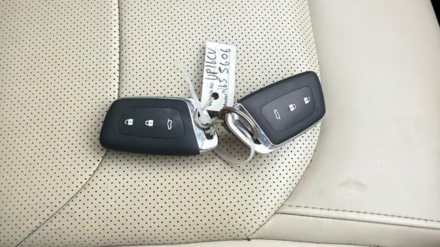 View MG Hector Image 19 Used MG Hector Image 19