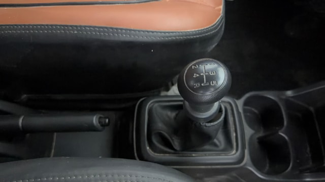 View Maruti Suzuki 1000 Image 37 Used Maruti Suzuki 1000 Image 37