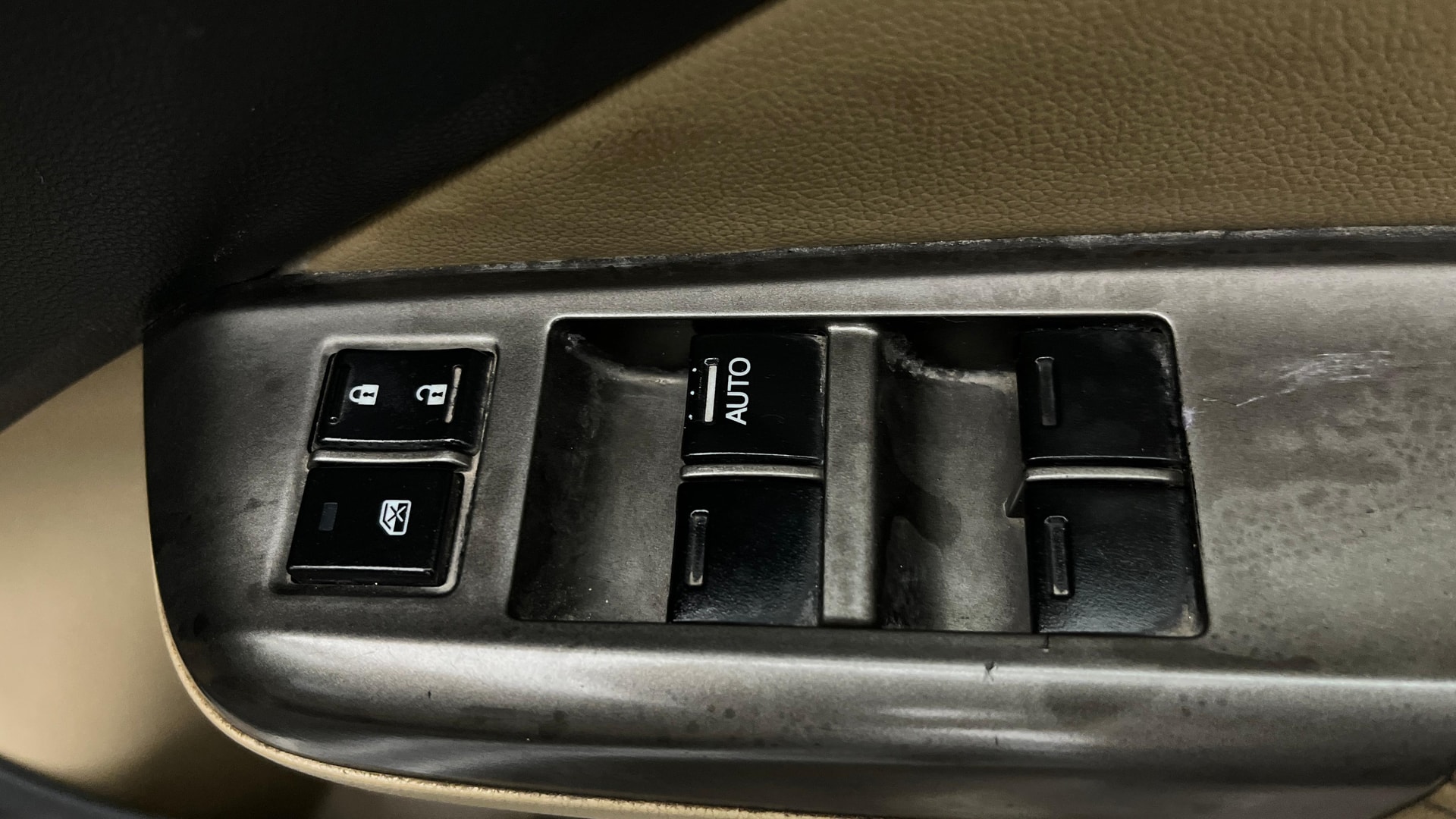 View 2017 Honda City ZX MT Diesel Anniversary Edition Image 34 Used 2017 Honda City ZX MT Diesel Anniversary Edition Image 34