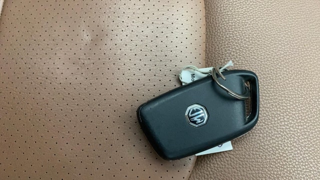 View MG Hector Plus Image 20 Used MG Hector Plus Image 20
