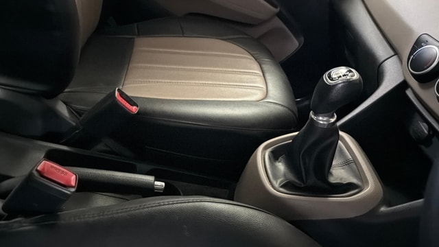 View Hyundai Grand i10 Image 38 Used Hyundai Grand i10 Image 38