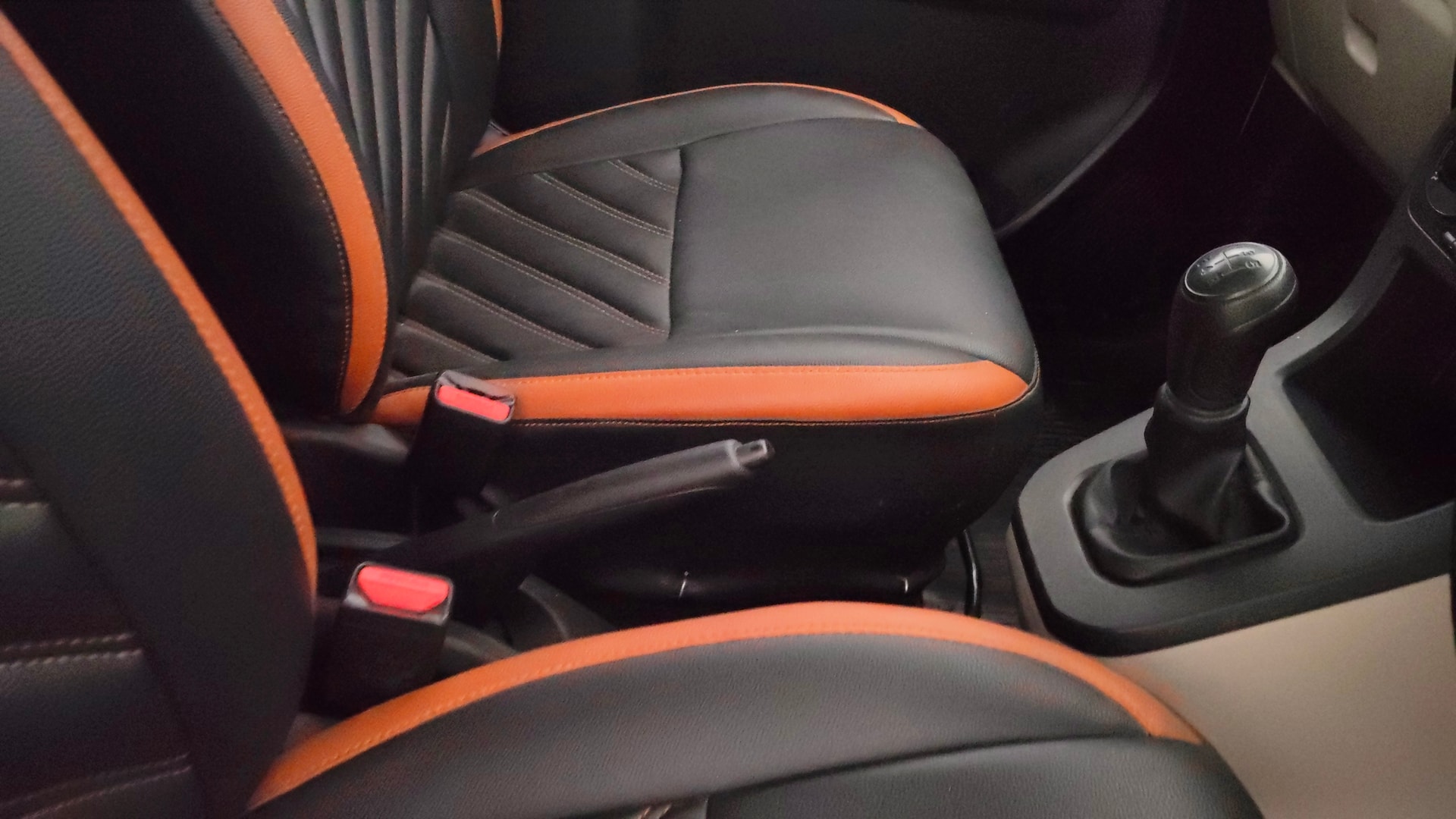 View 2019 Maruti Suzuki 1000 Base Variant Image 38 Used 2019 Maruti Suzuki 1000 Base Variant Image 38