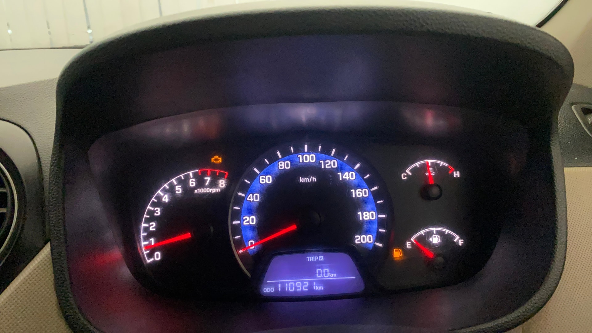 View 2016 Hyundai Xcent SX Petrol Image 22 Used 2016 Hyundai Xcent SX Petrol Image 22