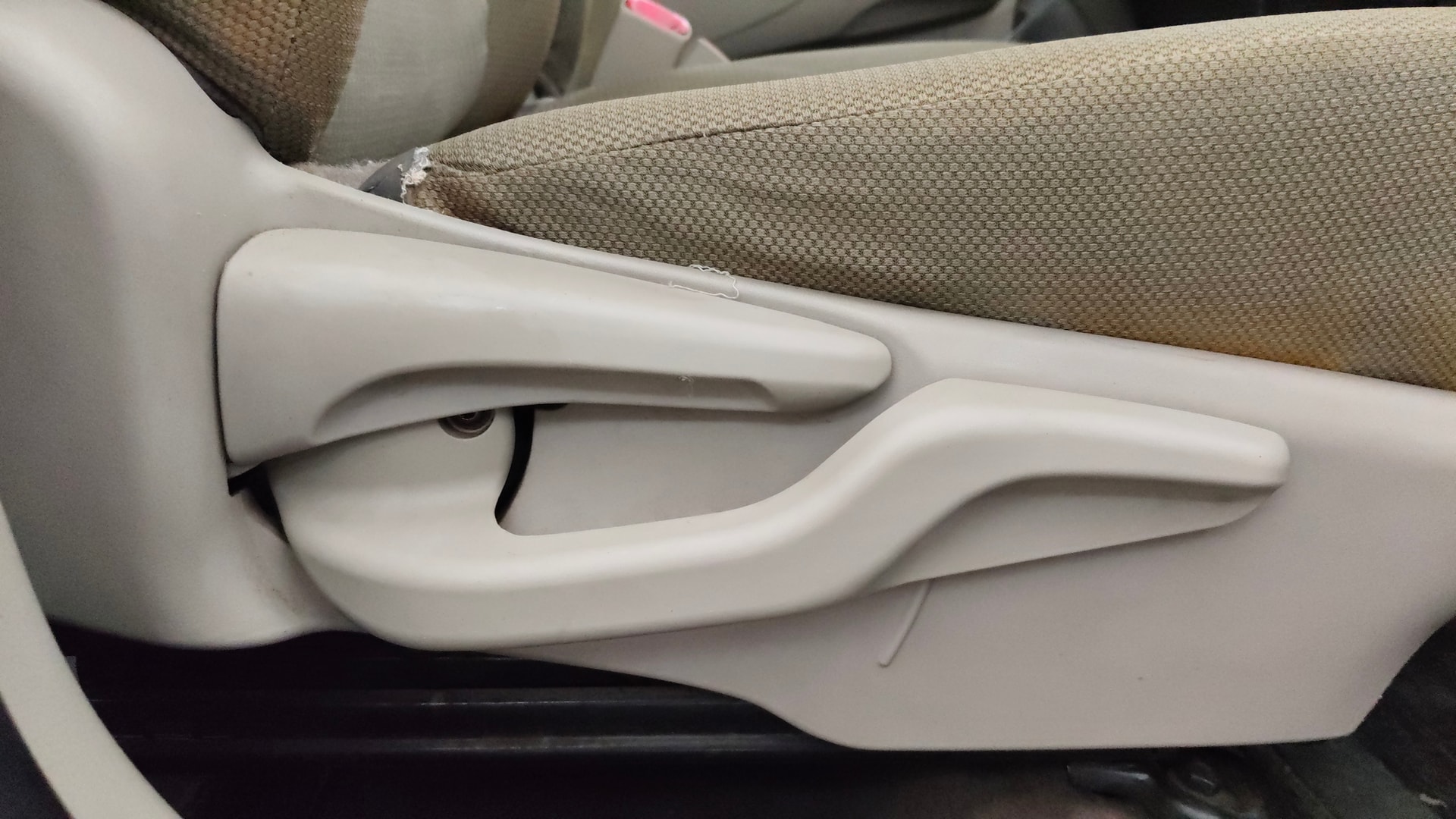 View 2015 Toyota Etios Liva G Image 18 Used 2015 Toyota Etios Liva G Image 18