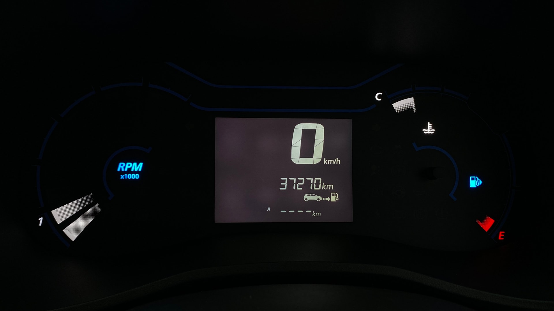 View 2023 Renault Kwid RXL 1.0 BS IV Image 34 Used 2023 Renault Kwid RXL 1.0 BS IV Image 34