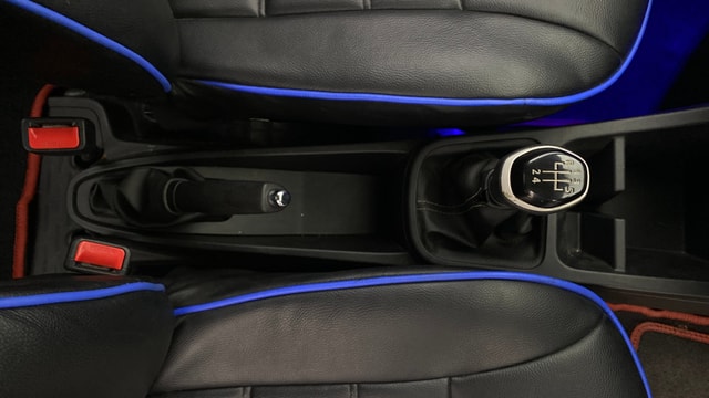 View Renault Kwid Image 38 Used Renault Kwid Image 38