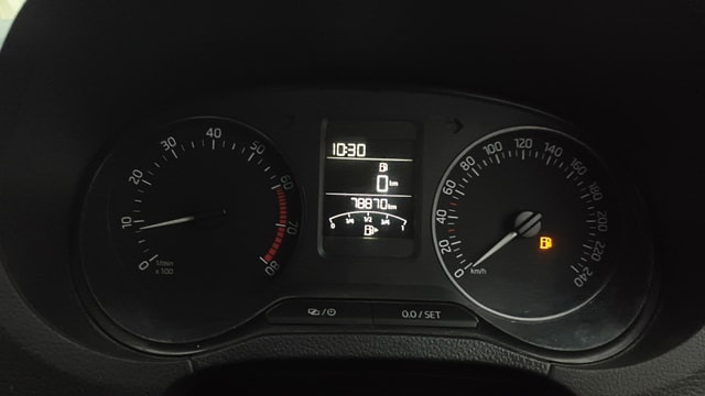 View Skoda Rapid Image 34 Used Skoda Rapid Image 34
