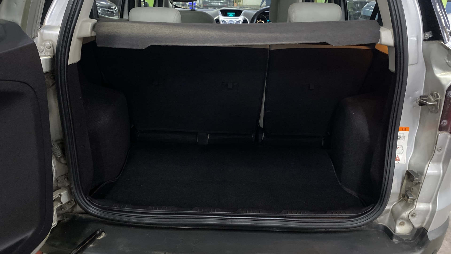 View 2016 Ford EcoSport 1.5 TDCi Diesel Ambiente BS IV Image 10 Used 2016 Ford EcoSport 1.5 TDCi Diesel Ambiente BS IV Image 10
