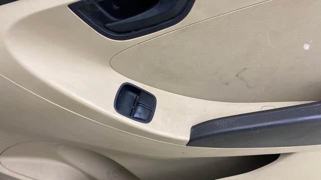 View Hyundai EON Image 32 Used Hyundai EON Image 32