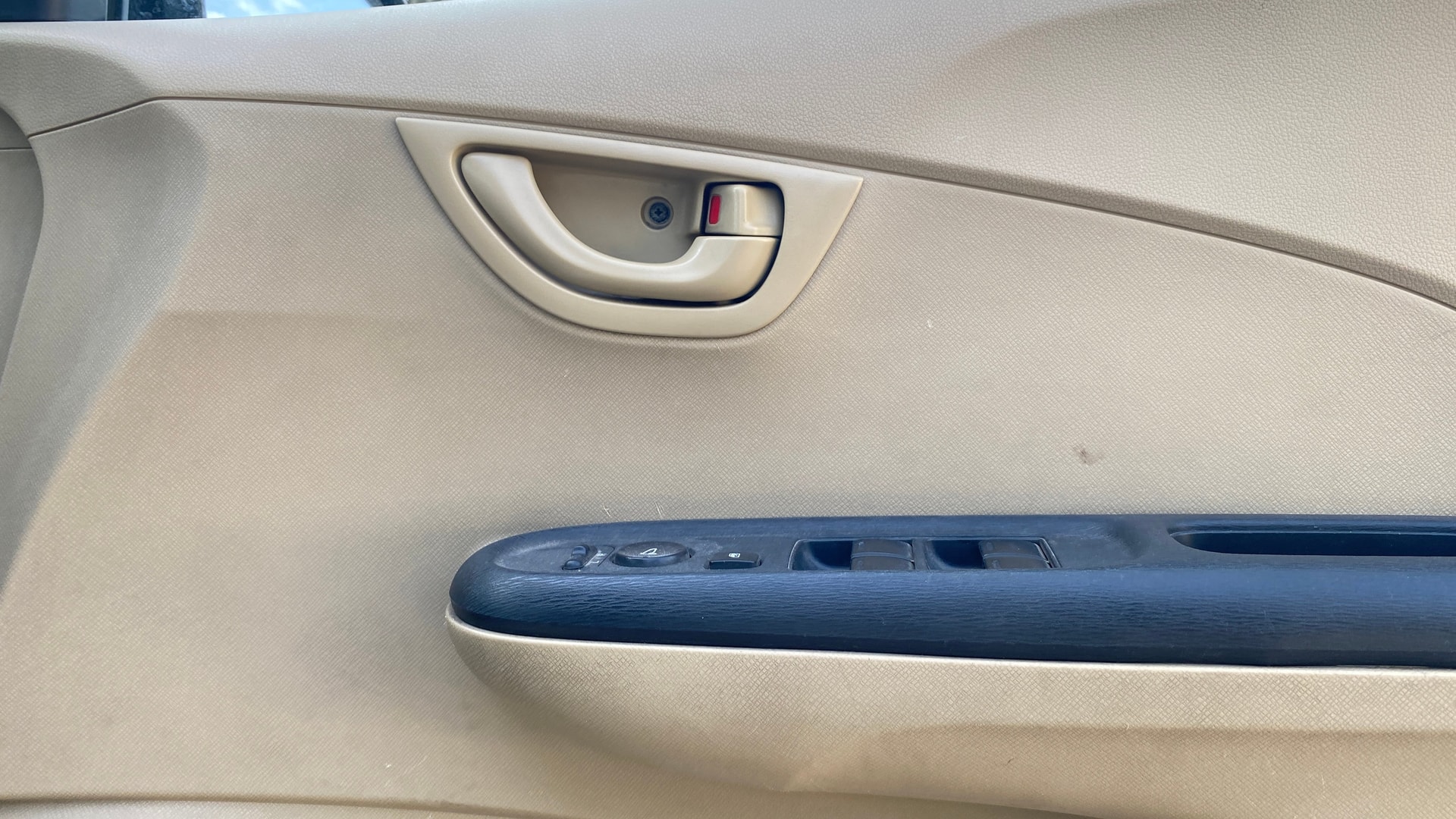 View 2014 Honda Amaze E MT Petrol BS IV Image 32 Used 2014 Honda Amaze E MT Petrol BS IV Image 32