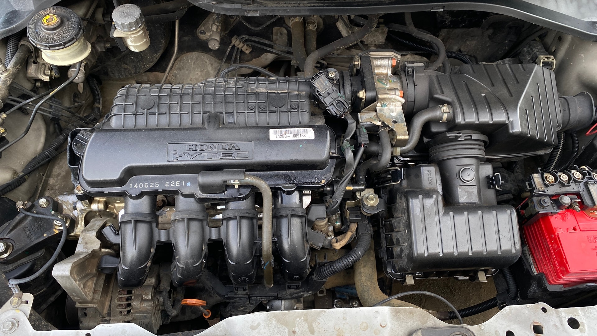View 2014 Honda Amaze E MT Petrol BS IV Image 40 Used 2014 Honda Amaze E MT Petrol BS IV Image 40