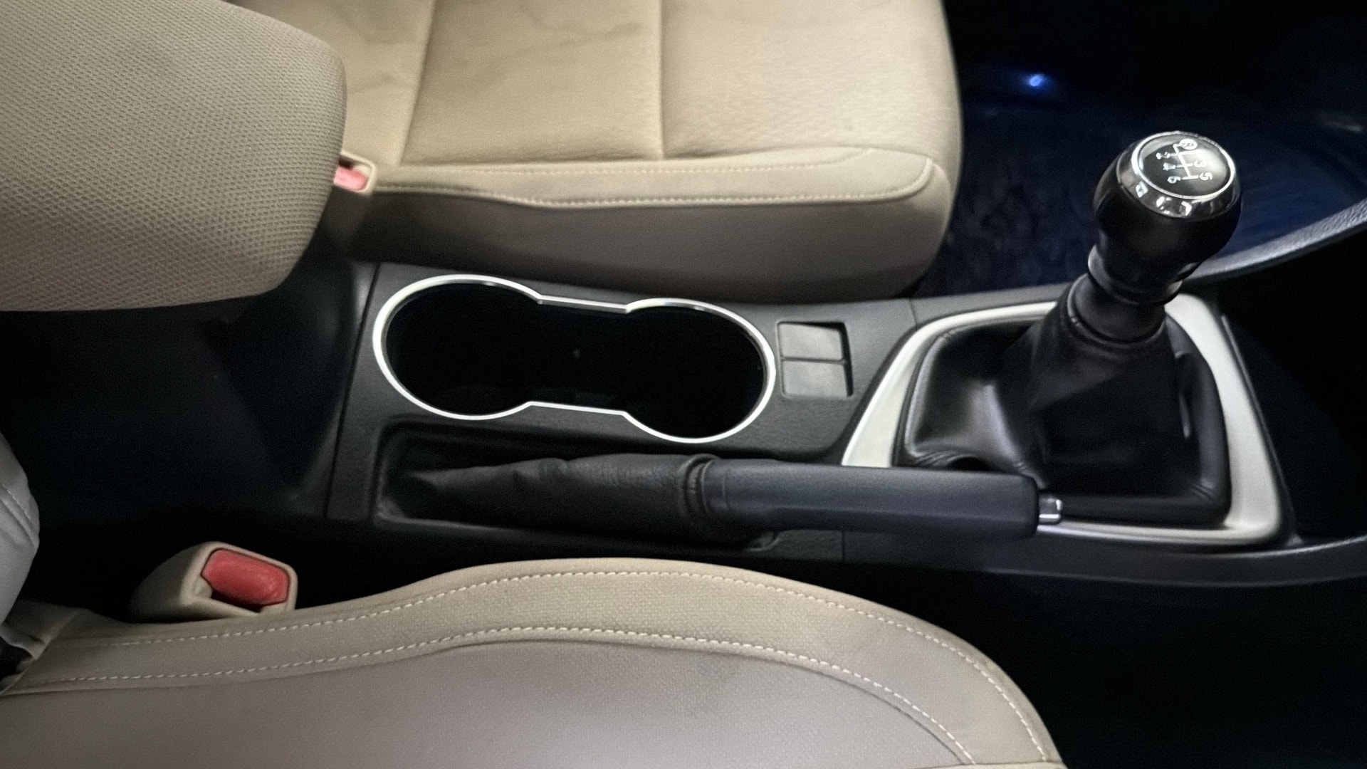 Used 2015 Toyota Corolla Altis Used 2015 Toyota Corolla Altis