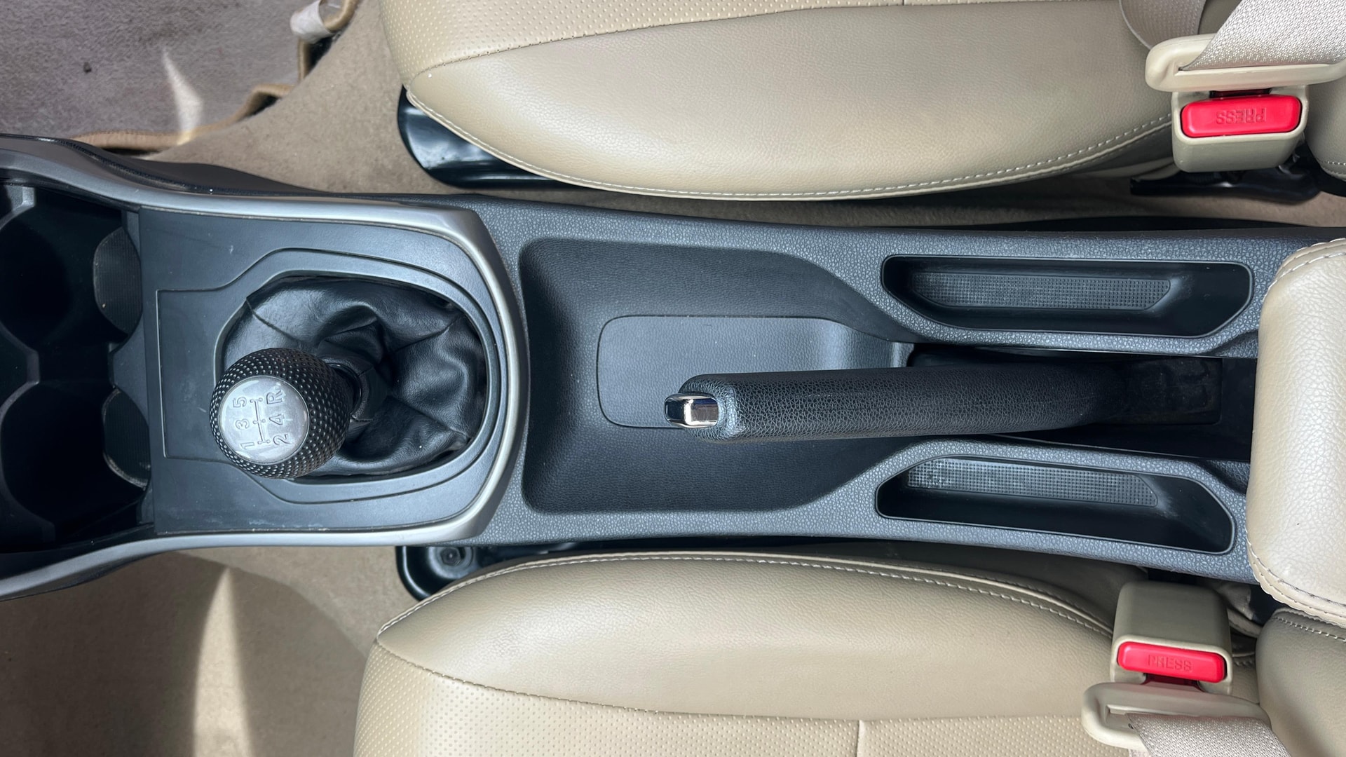 View 2022 Honda City ZX MT Diesel Anniversary Edition Image 40 Used 2022 Honda City ZX MT Diesel Anniversary Edition Image 40