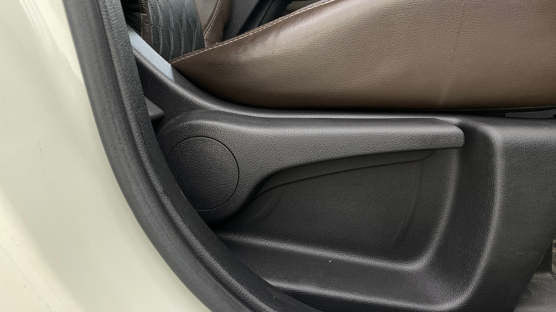 View 2019 Nissan Kicks XV Petrol BS IV Image 18 Used 2019 Nissan Kicks XV Petrol BS IV Image 18