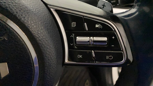 View Kia Carens Image 3 Used Kia Carens Image 3