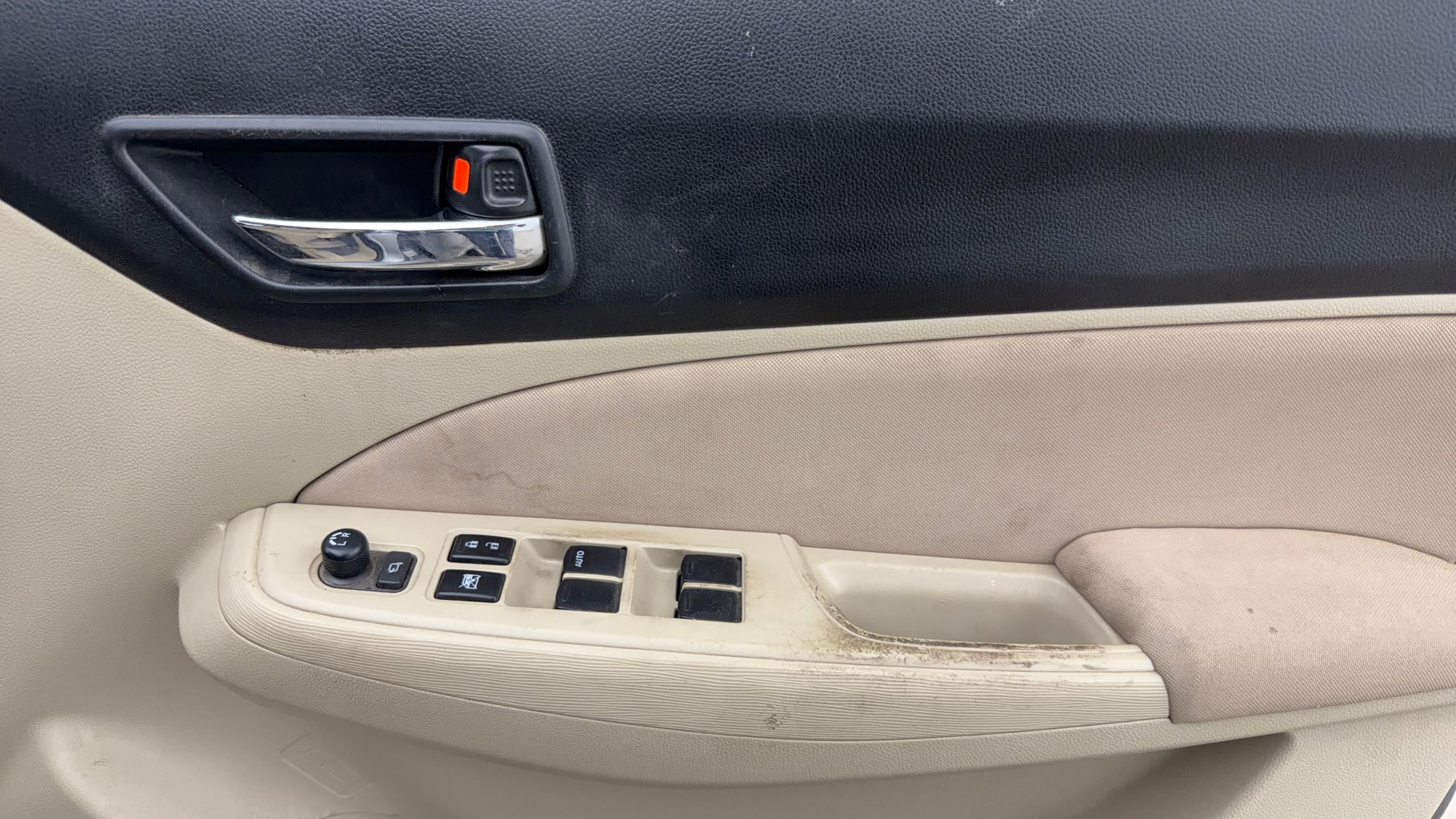 View 2022 Maruti Suzuki 1000 Base Variant Image 33 Used 2022 Maruti Suzuki 1000 Base Variant Image 33