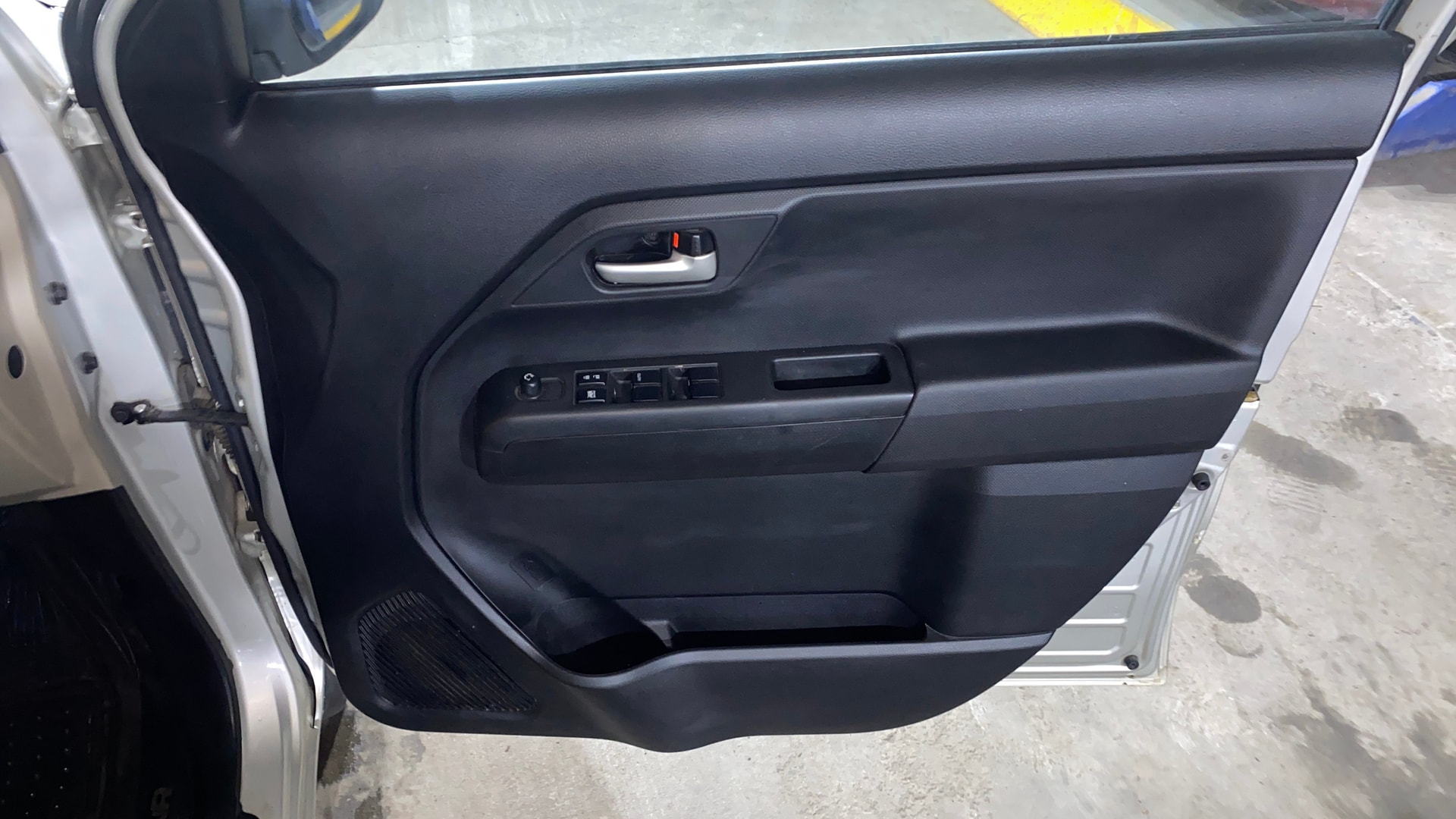 View 2019 Maruti Suzuki 1000 Base Variant Image 32 Used 2019 Maruti Suzuki 1000 Base Variant Image 32