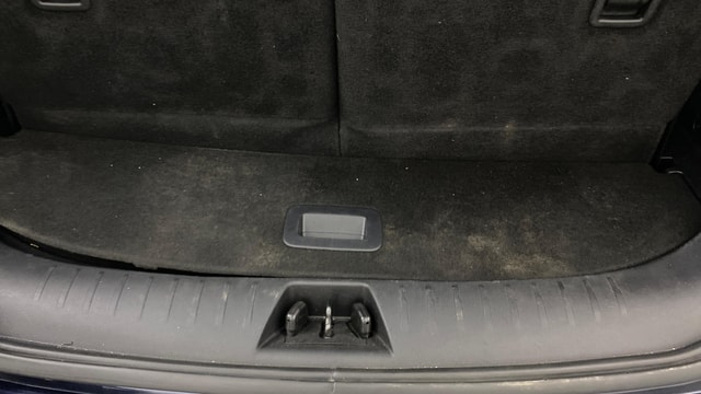 View Mahindra XUV700 Image 7 Used Mahindra XUV700 Image 7
