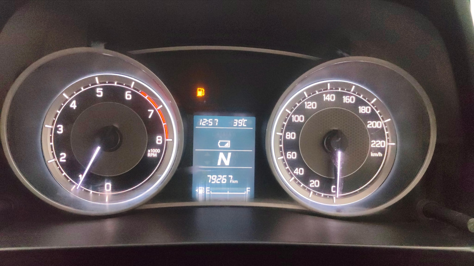 View 2018 Maruti Suzuki 1000 Base Variant Image 35 Used 2018 Maruti Suzuki 1000 Base Variant Image 35