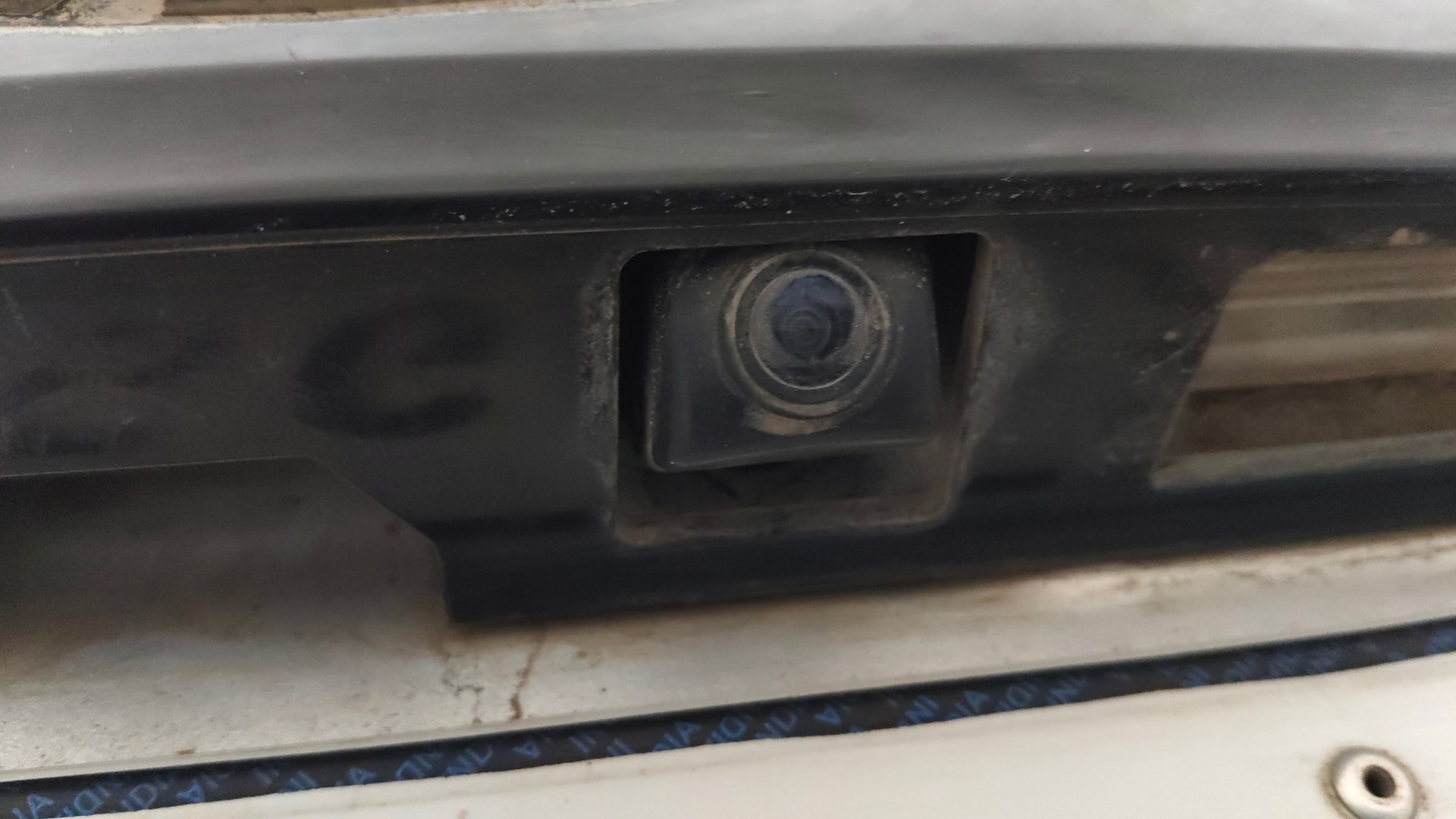 View 2018 Mahindra XUV500 W9 AT Image 17 Used 2018 Mahindra XUV500 W9 AT Image 17