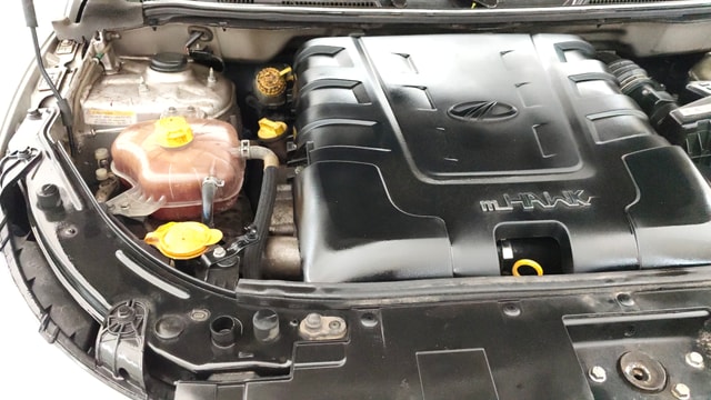 View Mahindra XUV500 Image 27 Used Mahindra XUV500 Image 27