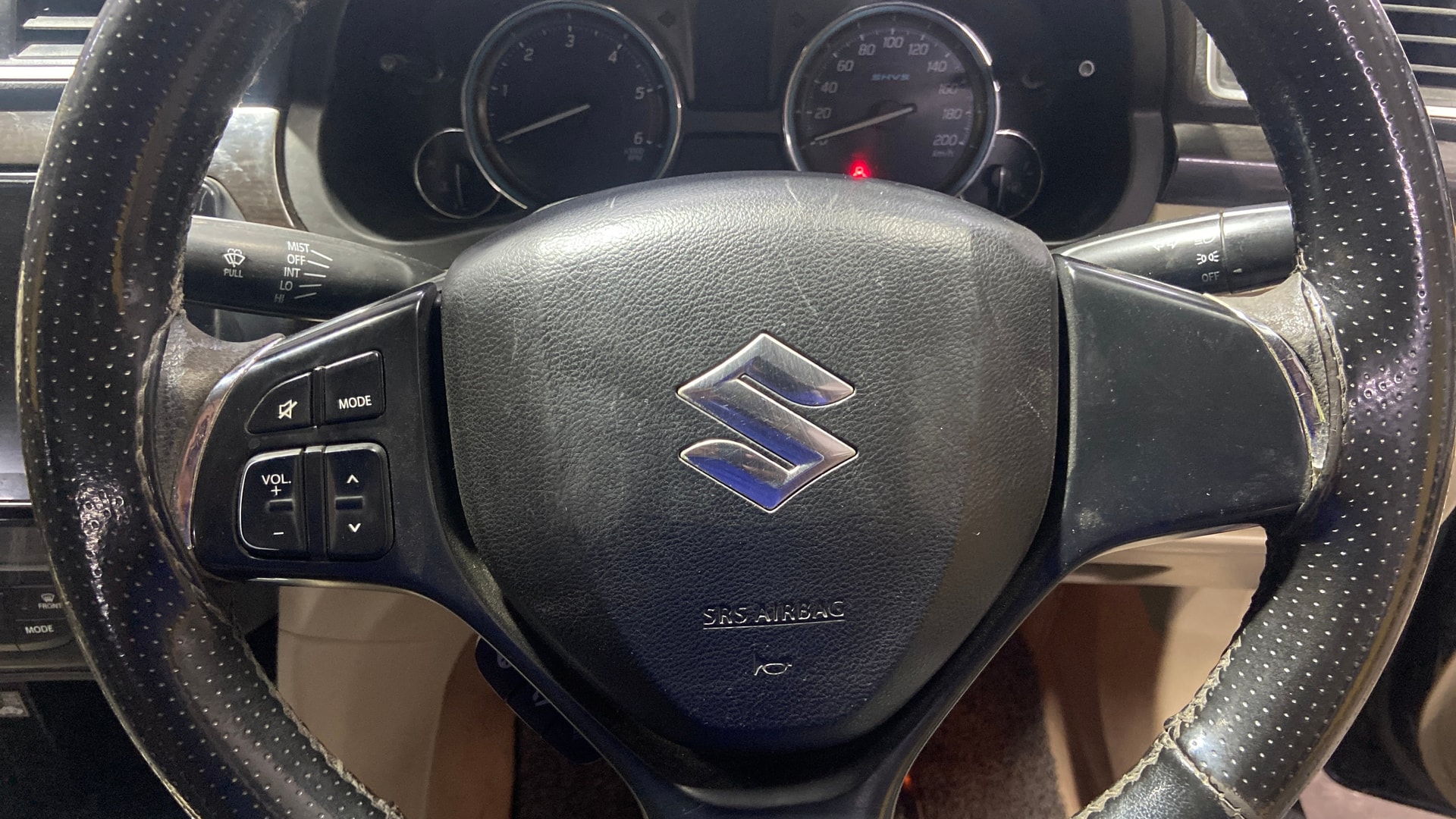 View 2017 Maruti Suzuki 1000 Base Variant Image 3 Used 2017 Maruti Suzuki 1000 Base Variant Image 3