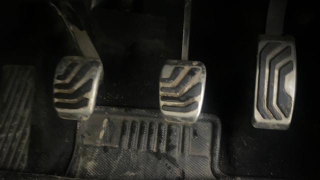 View Mahindra XUV700 Image 30 Used Mahindra XUV700 Image 30