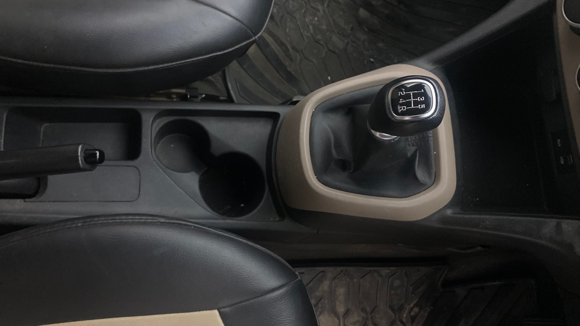 Used 2020 Hyundai Grand i10 Used 2020 Hyundai Grand i10