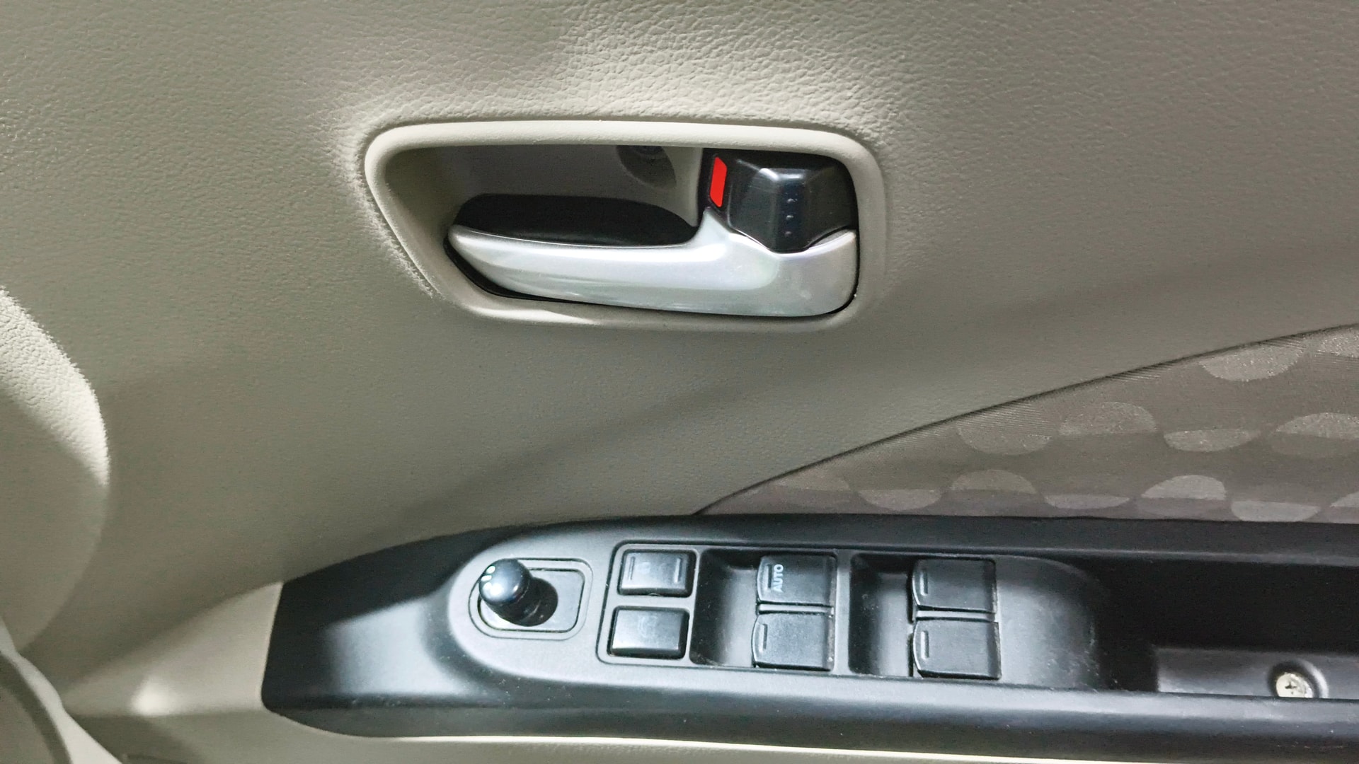 View 2017 Maruti Suzuki 1000 Base Variant Image 32 Used 2017 Maruti Suzuki 1000 Base Variant Image 32