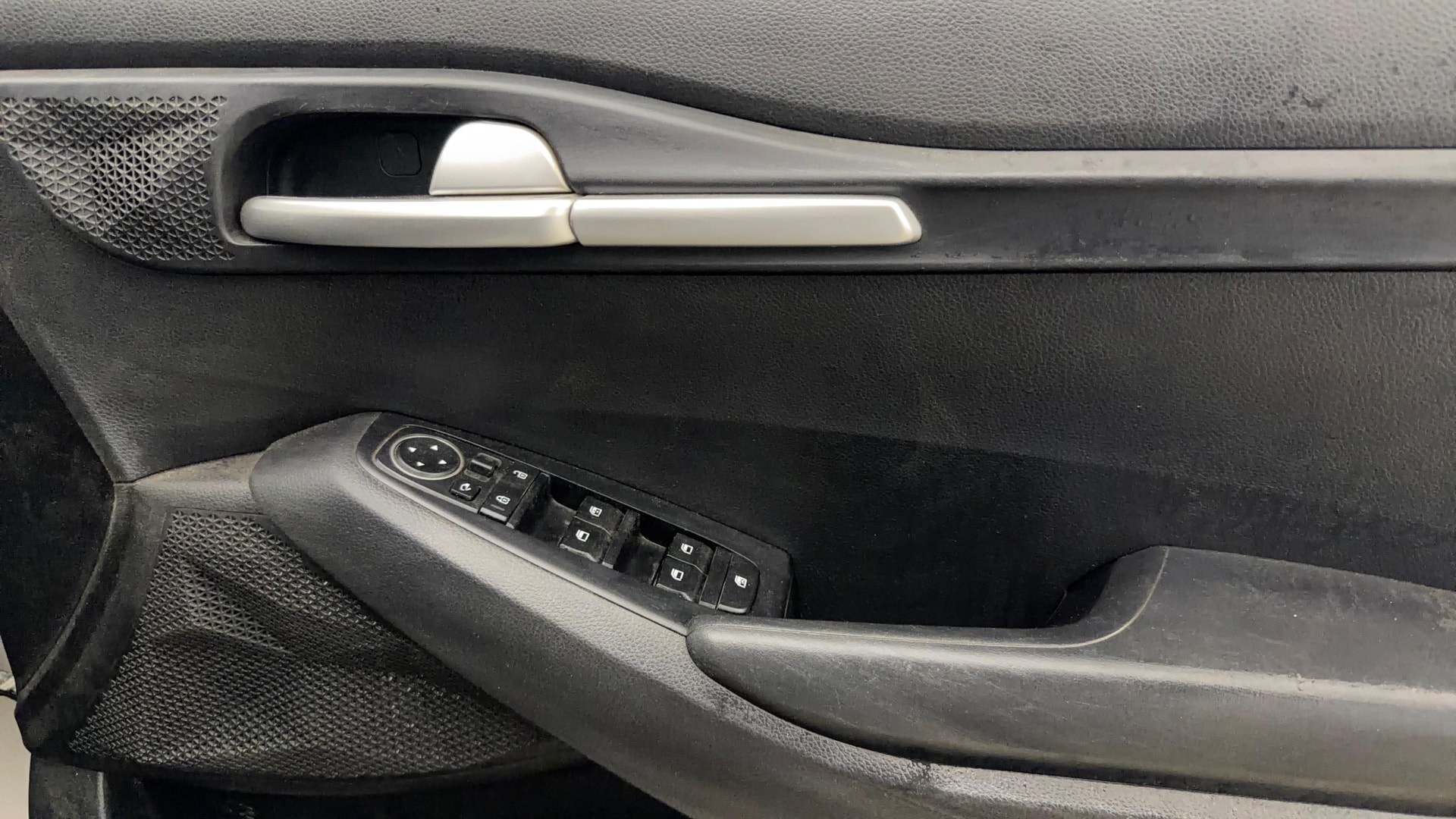 View 2022 Kia Seltos Smartstream G1.5 6MT HTK Plus Image 34 Used 2022 Kia Seltos Smartstream G1.5 6MT HTK Plus Image 34