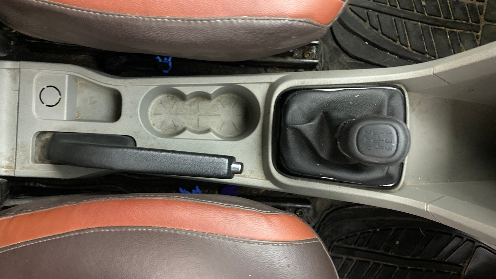 View 2019 Tata Tiago Revotorq XB Image 37 Used 2019 Tata Tiago Revotorq XB Image 37