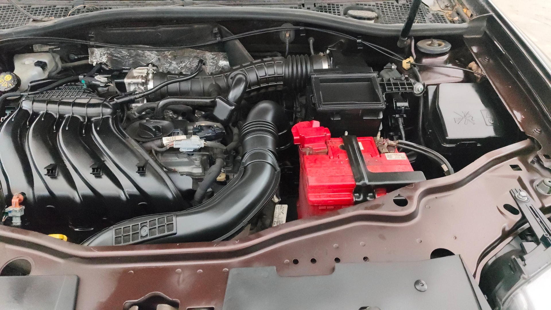 View 2021 Renault Duster Petrol RXZ Image 13 Used 2021 Renault Duster Petrol RXZ Image 13