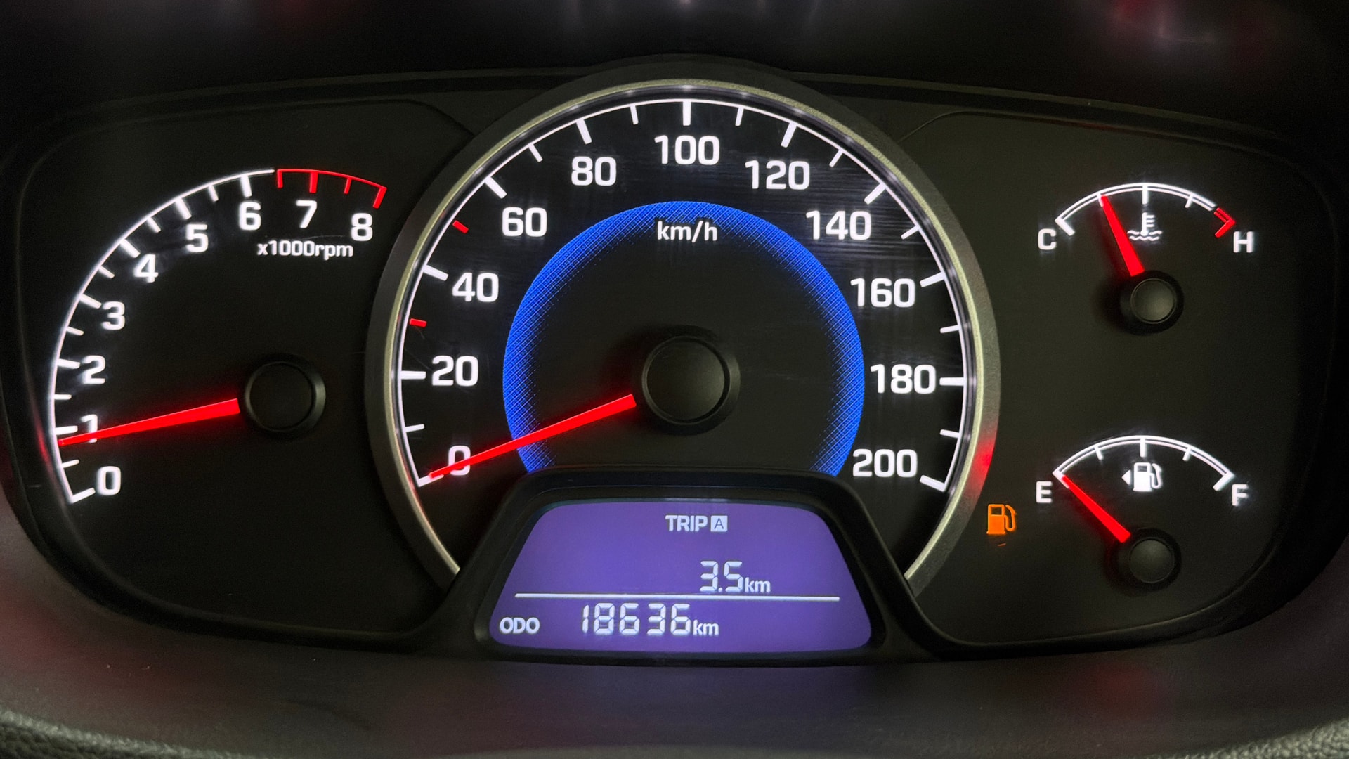 View 2016 Hyundai Grand i10 Sportz 1.2 Kappa Image 33 Used 2016 Hyundai Grand i10 Sportz 1.2 Kappa Image 33