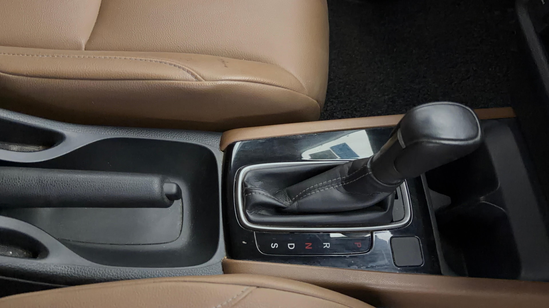 View 2024 Honda Elevate ZX CVT Image 41 Used 2024 Honda Elevate ZX CVT Image 41
