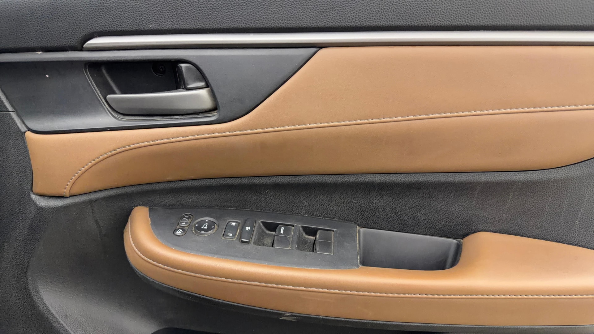 View 2024 Honda Elevate ZX CVT Image 35 Used 2024 Honda Elevate ZX CVT Image 35