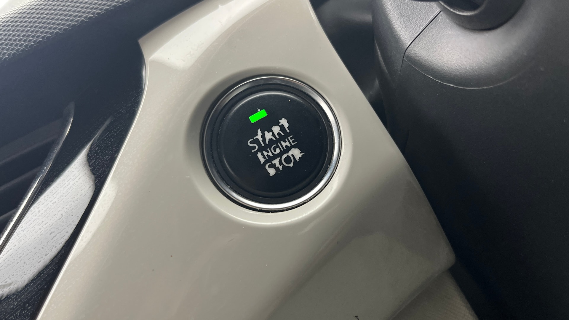 View 2021 Tata Nexon Revotron XE Image 41 Used 2021 Tata Nexon Revotron XE Image 41