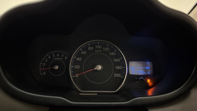 View Hyundai i10 Image 33 Used Hyundai i10 Image 33