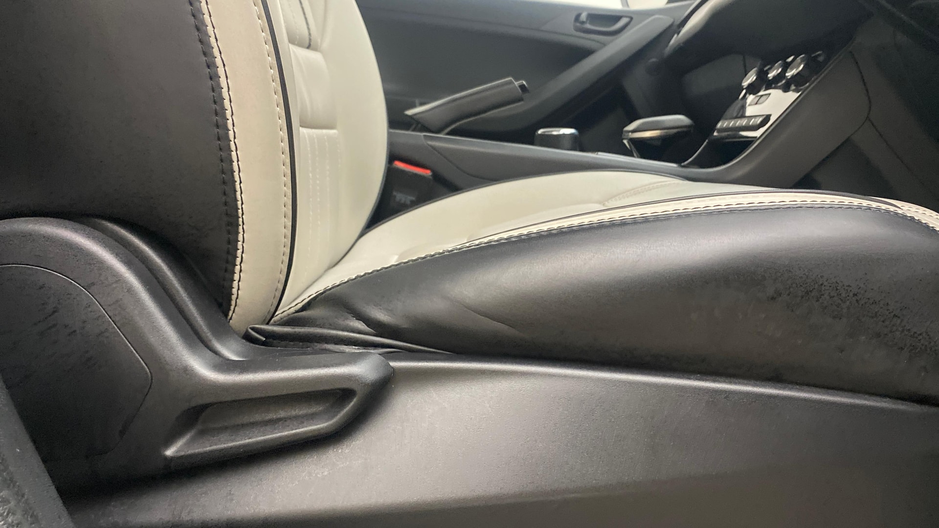 View 2025 Tata Nexon Revotron XE Image 19 Used 2025 Tata Nexon Revotron XE Image 19