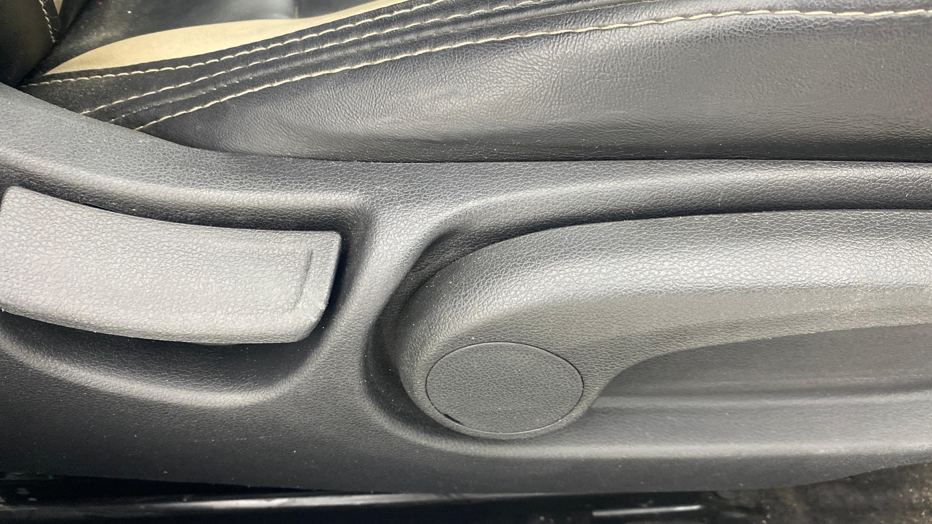 View 2019 Hyundai Verna 1.6 VTVT SX Image 19 Used 2019 Hyundai Verna 1.6 VTVT SX Image 19