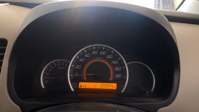 View Maruti Suzuki 1000 Image 33 Used Maruti Suzuki 1000 Image 33