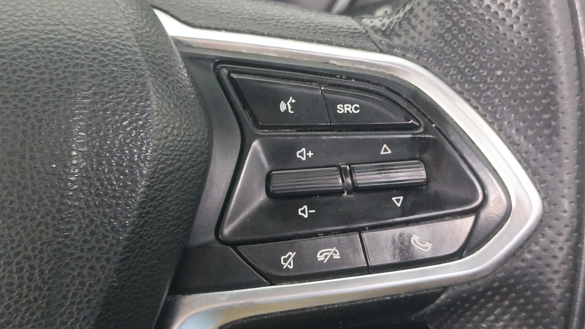 View 2020 MG Hector Sharp Hybrid BS IV Image 3 Used 2020 MG Hector Sharp Hybrid BS IV Image 3