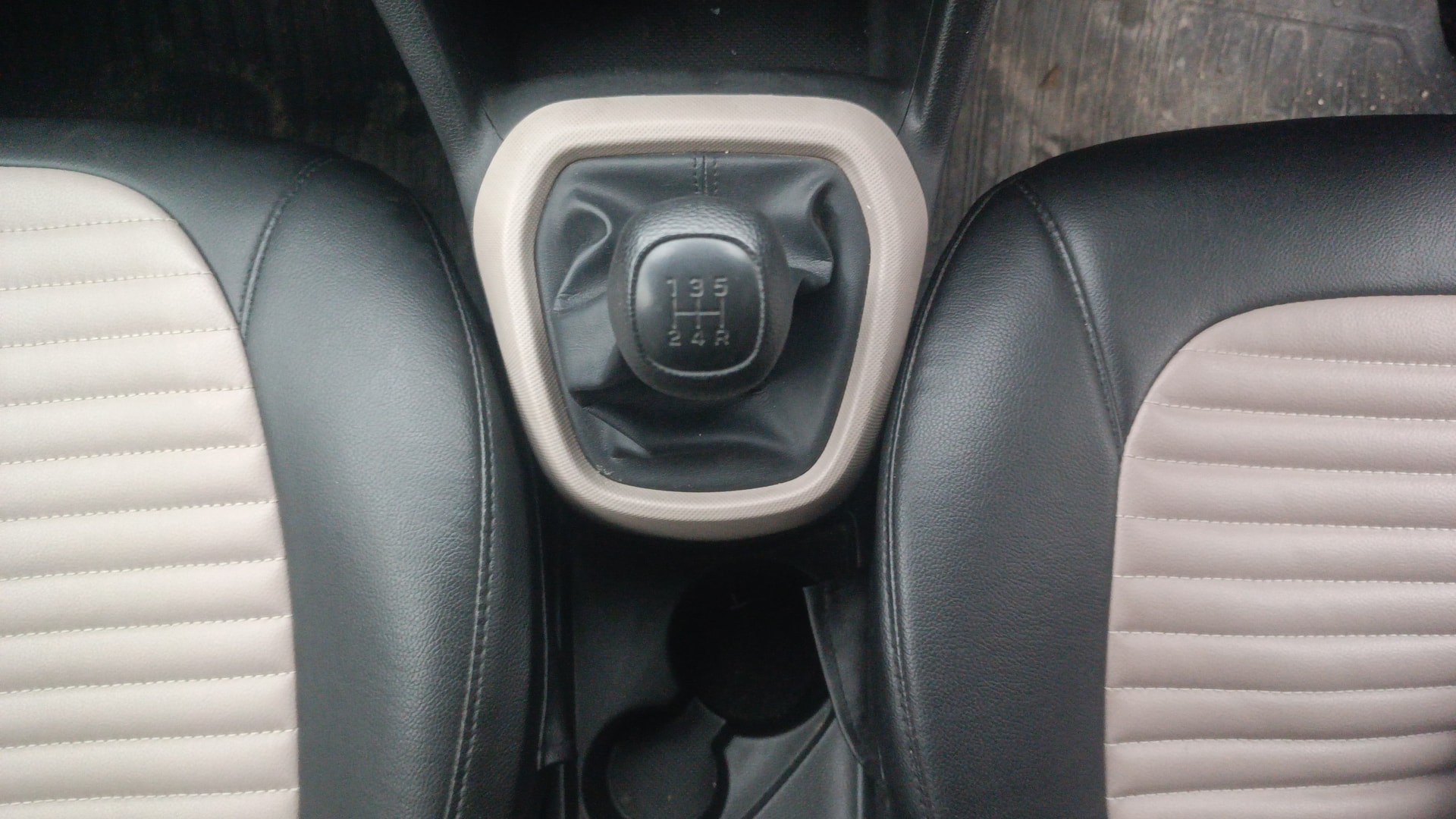 Used 2018 Hyundai Grand i10 Used 2018 Hyundai Grand i10