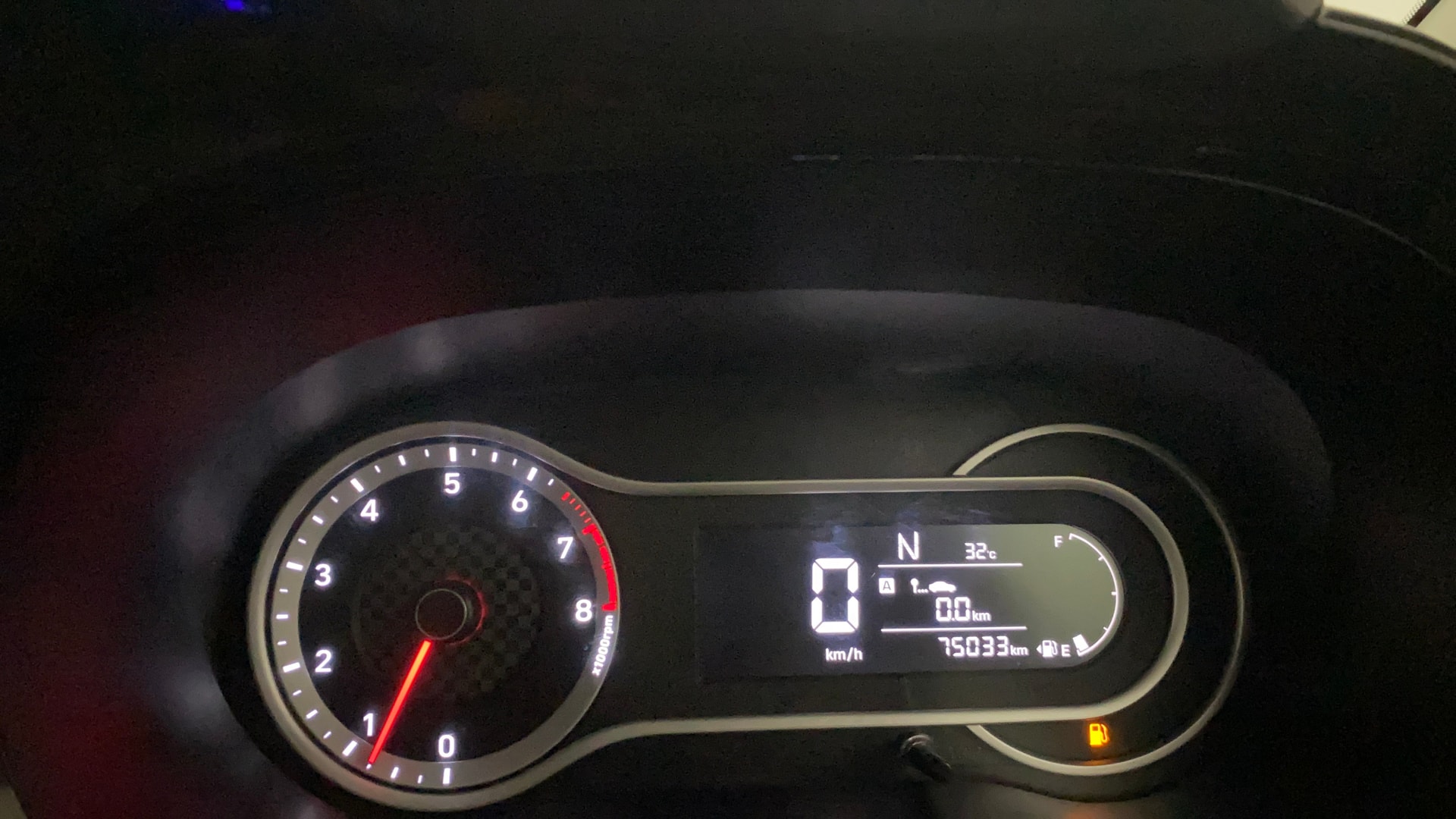 View 2020 Hyundai Grand i10 Nios Sportz Petrol AMT Image 34 Used 2020 Hyundai Grand i10 Nios Sportz Petrol AMT Image 34