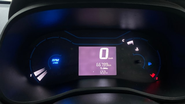 View Renault Kwid Image 34 Used Renault Kwid Image 34