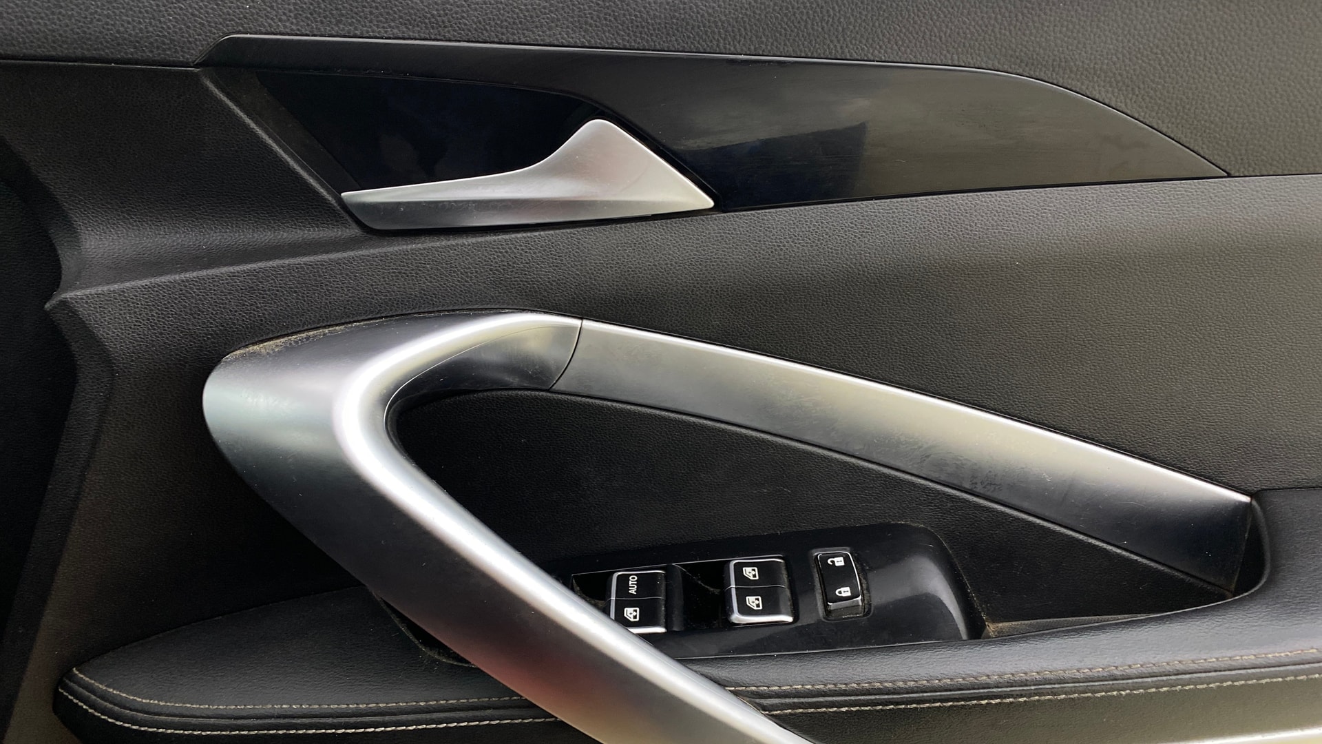 View 2020 MG Hector Sharp Diesel Image 40 Used 2020 MG Hector Sharp Diesel Image 40
