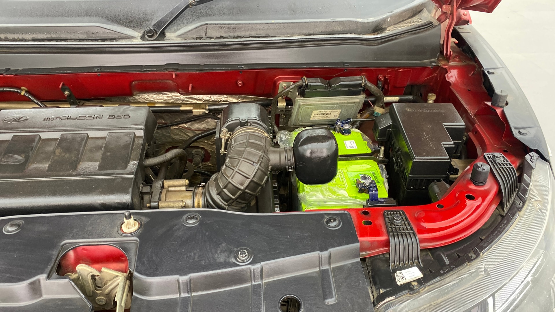 View 2018 Mahindra KUV100 K2 Petrol BS IV Image 13 Used 2018 Mahindra KUV100 K2 Petrol BS IV Image 13